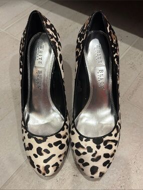 🖤🤍White House Black Market Leopard-Print Pumps in Beige and Black- Never worn!🖤🤍